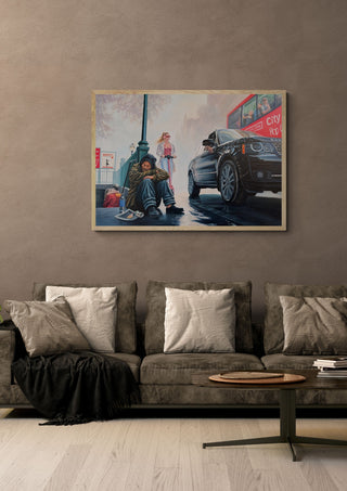En solig dag i storstaden – Ur serien ”Osynliga människor” by Ramz Gadzh in a pale wooden frame above a grey sofa with cushions
